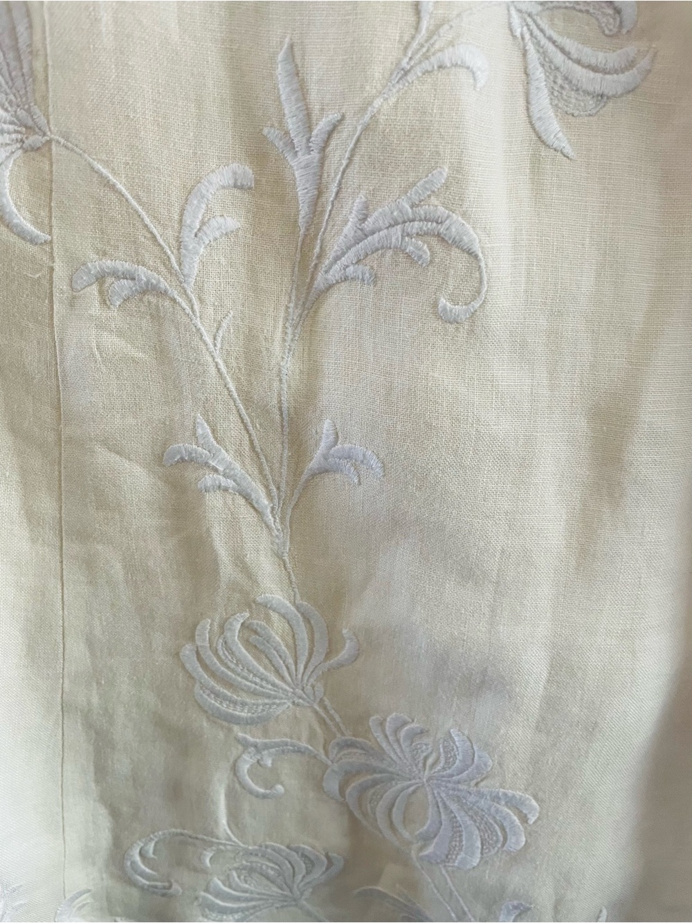 Talbots Cream A-Line Skirt with White Floral Embroidery - Picture 2 of 4
